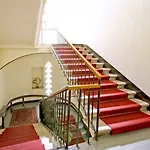 Roma فندق 3*