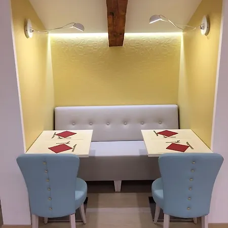 Hotel Roma 3*