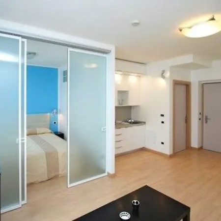 Roma Отель Триест