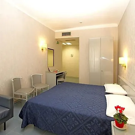 Roma 3* Trieste