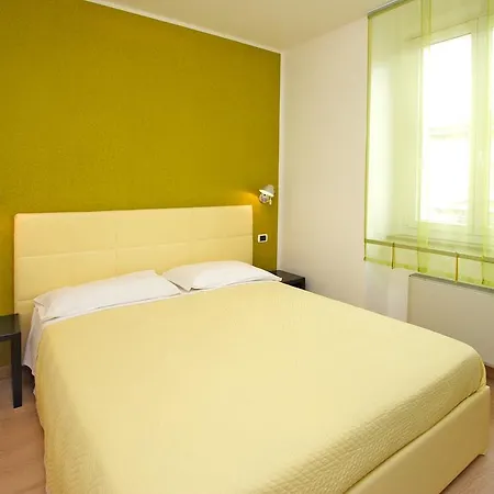 Hotel Roma 3*
