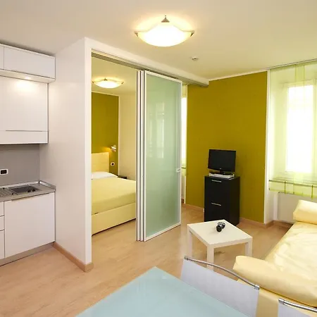 Hotel Roma 3*