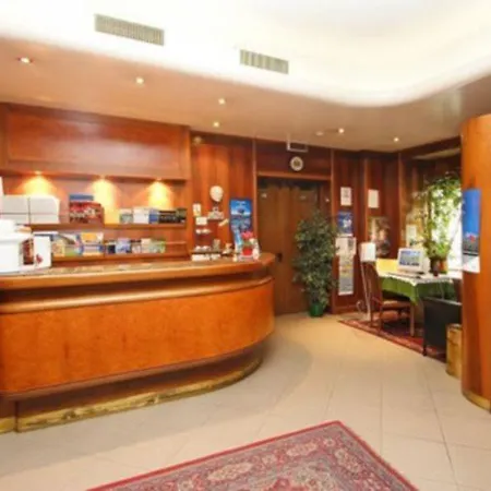 Roma Hotel