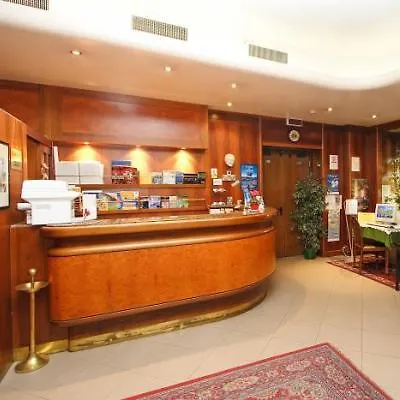 Roma Hotel