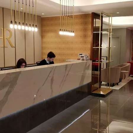 Roma Hotel 3*