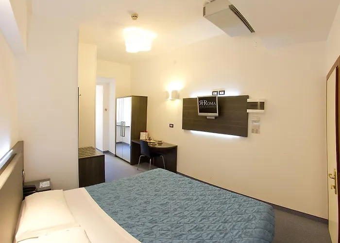 ホテル ローマ 3*
